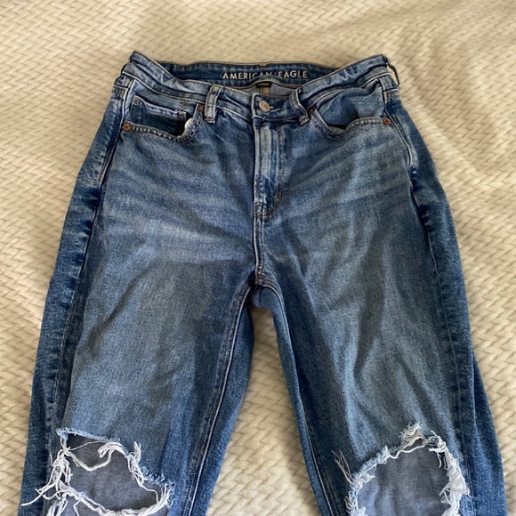 American Eagle Mom Jeans - Picture 3 of 13